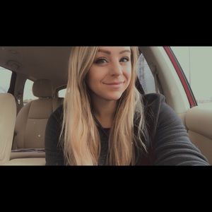 Meet your Posher, Julianne